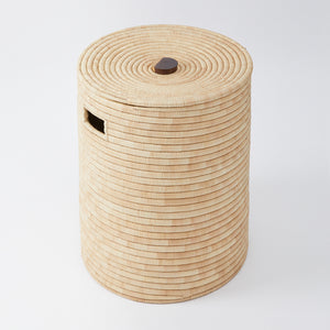 Großer Aufbewahrungskorb und Wäschekorb mit Deckel. Sorgfältig handgeflochten  in Malawi - By Native