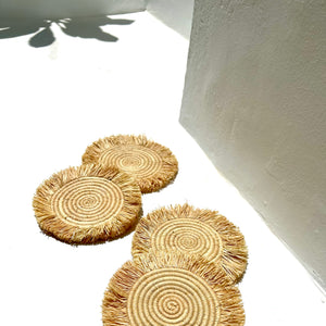 Untersetzer aus Raffia mit Fransen - By Native