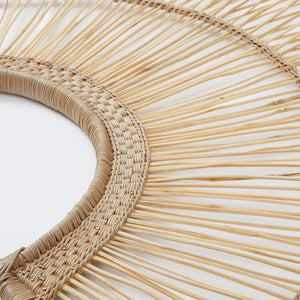 Lugono Bett-Kopfteil aus Rattan geflochten mit wunderschönen Details. 