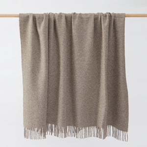 Superweich und warm: Eine Lama Decke ist ein Stück fürs Leben. By Native