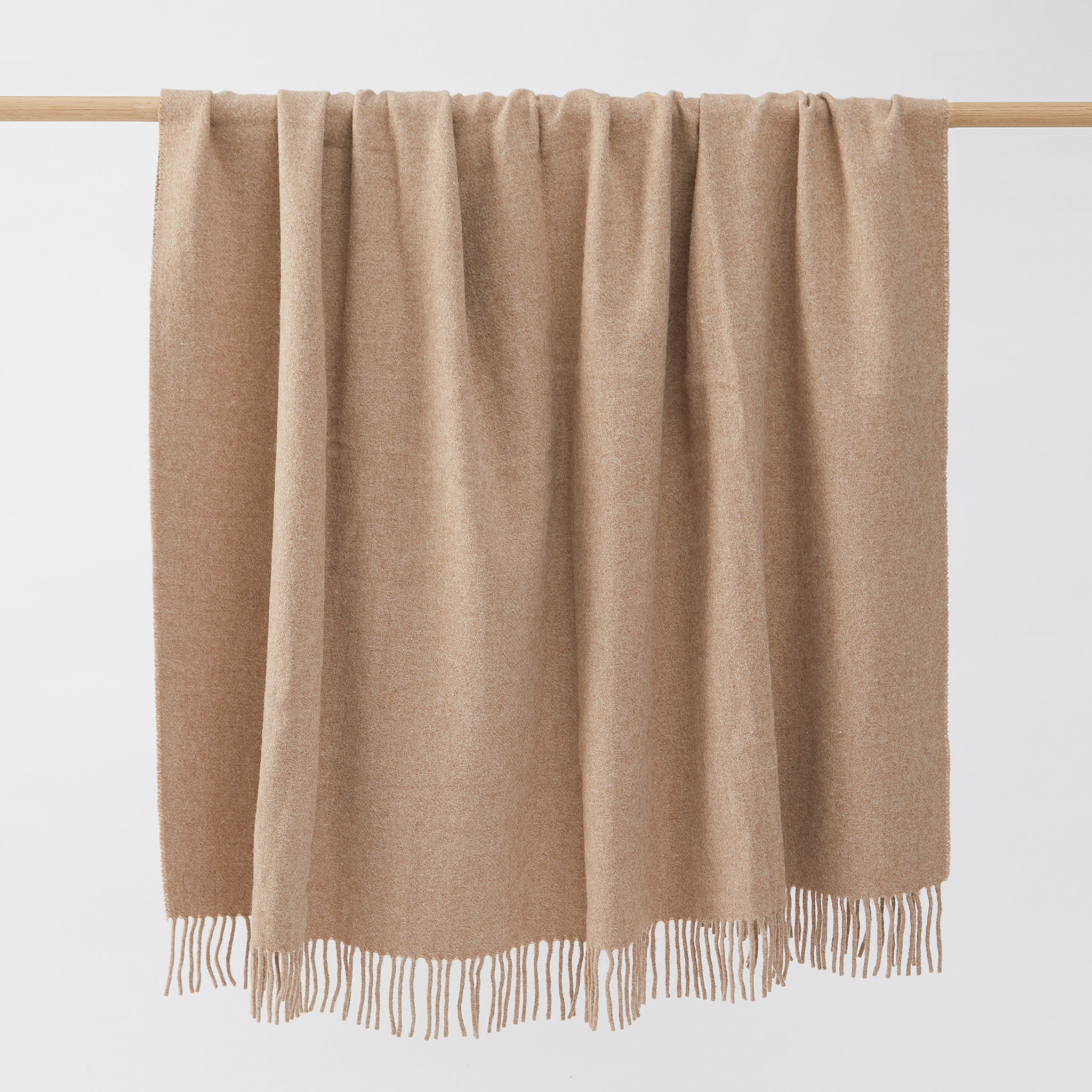 High-quality llama blanket in beige - By Native