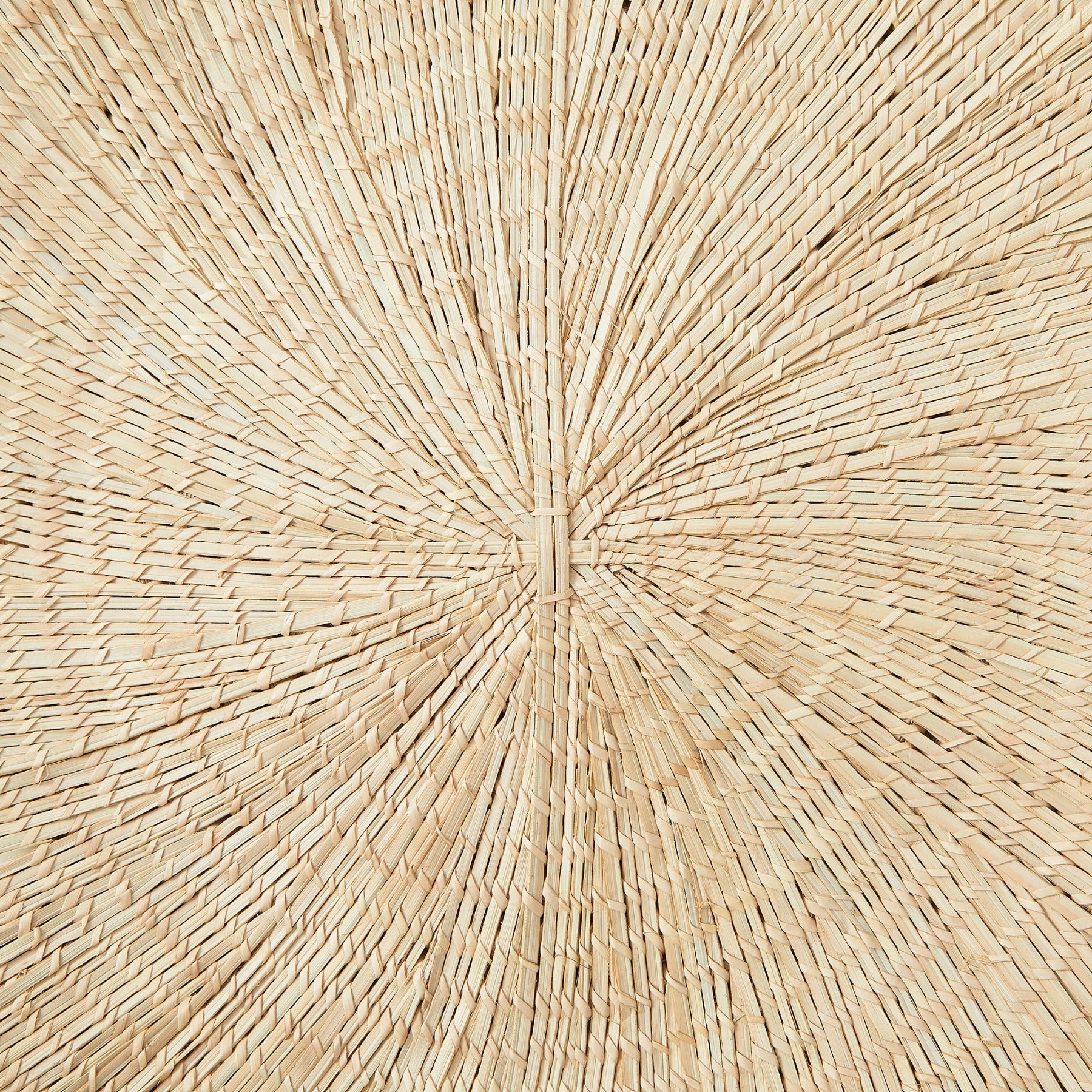 Detailansicht "Sonnenteller" aus Mulaza Palmfaser.