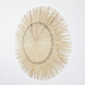 Seitenansicht Snnenzirkel. Atemberaubendes Wandobjekte, handgeflochten von Korbflechterinnen in Malawi - By Native.