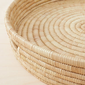Detailansicht Tablett Umi aus Palmfaser - By Native