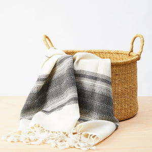 Handgewebte Alpakadecke Coya - By Native