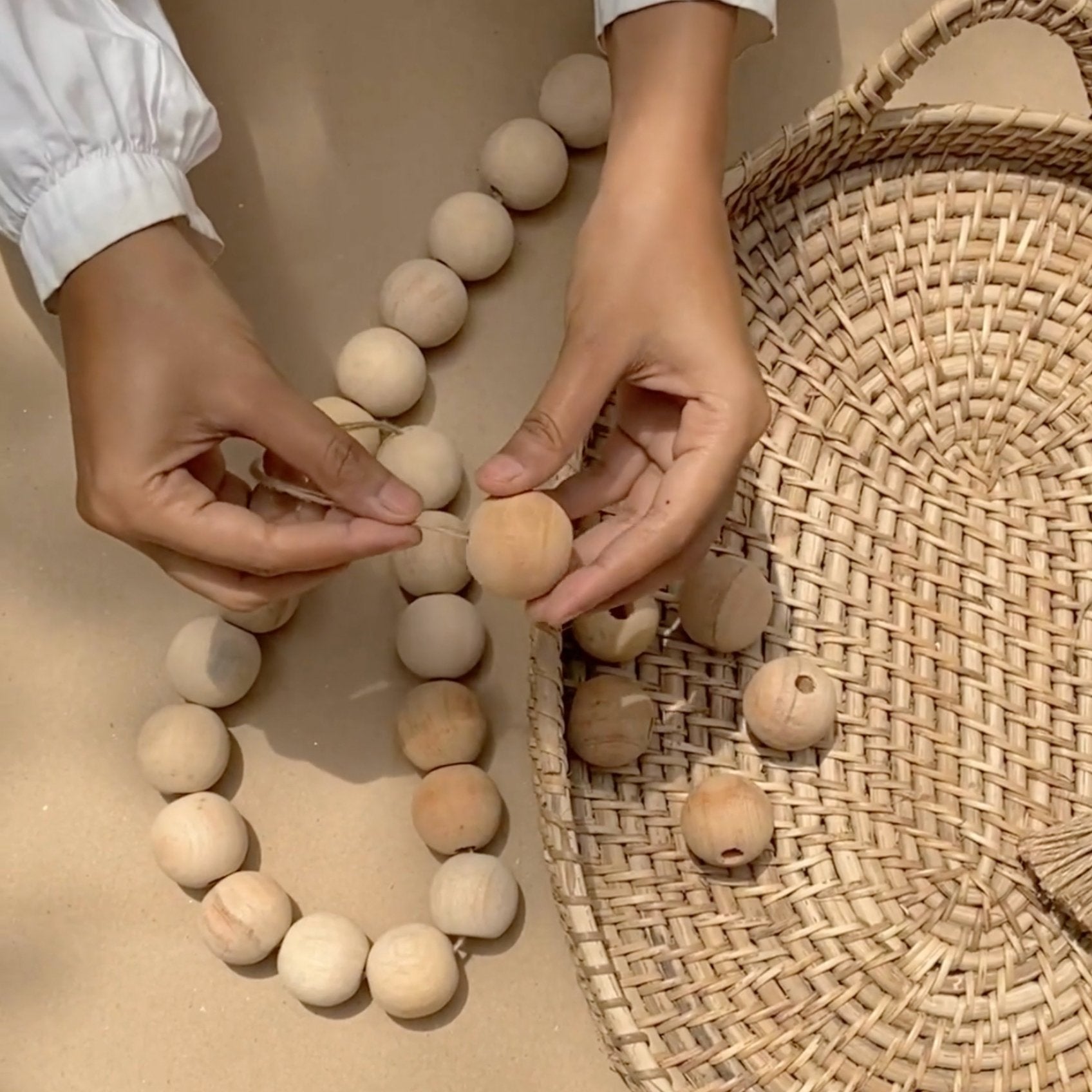 Holzperlen Girlande Mala - By Native