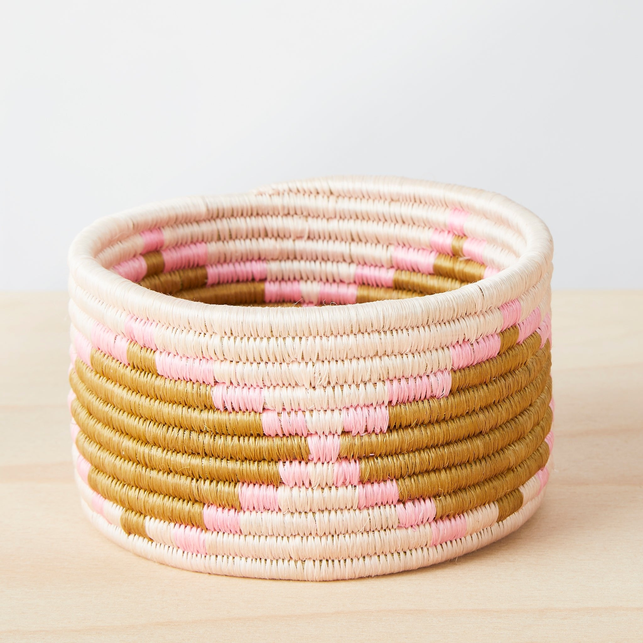 Kleine Korbschale Rosa - By Native